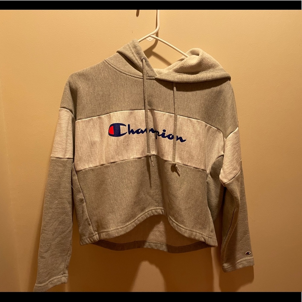 CHAMPION cropped hoodie 🤍